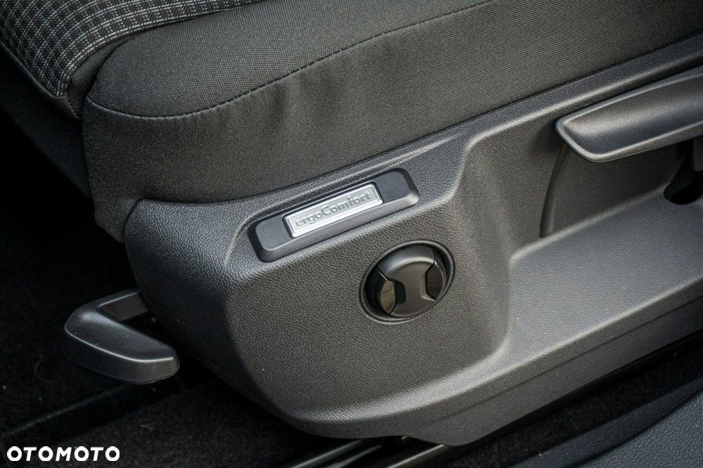 Volkswagen Caddy - 27