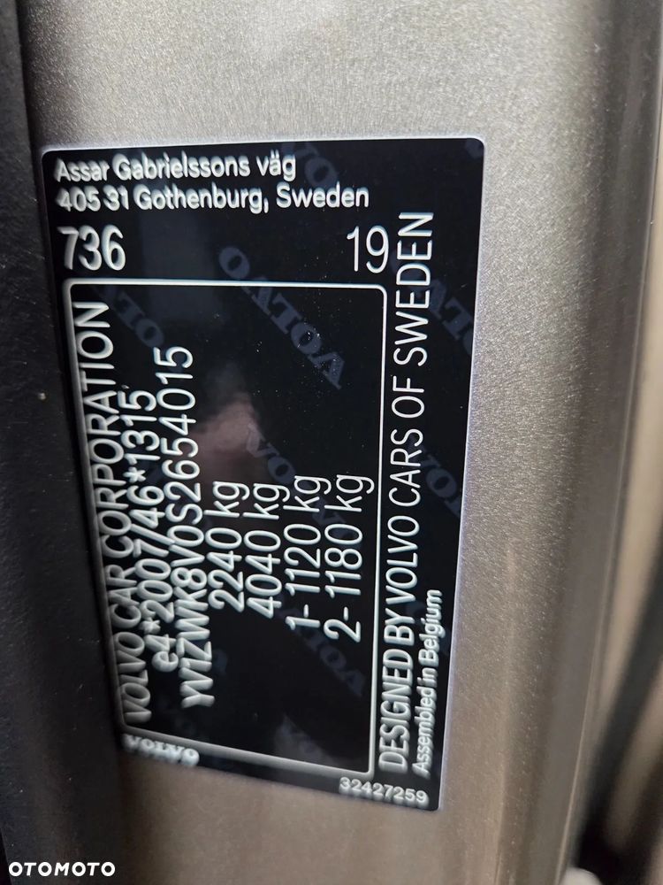 Volvo V60 B4 B DKG Ultra Dark - 26