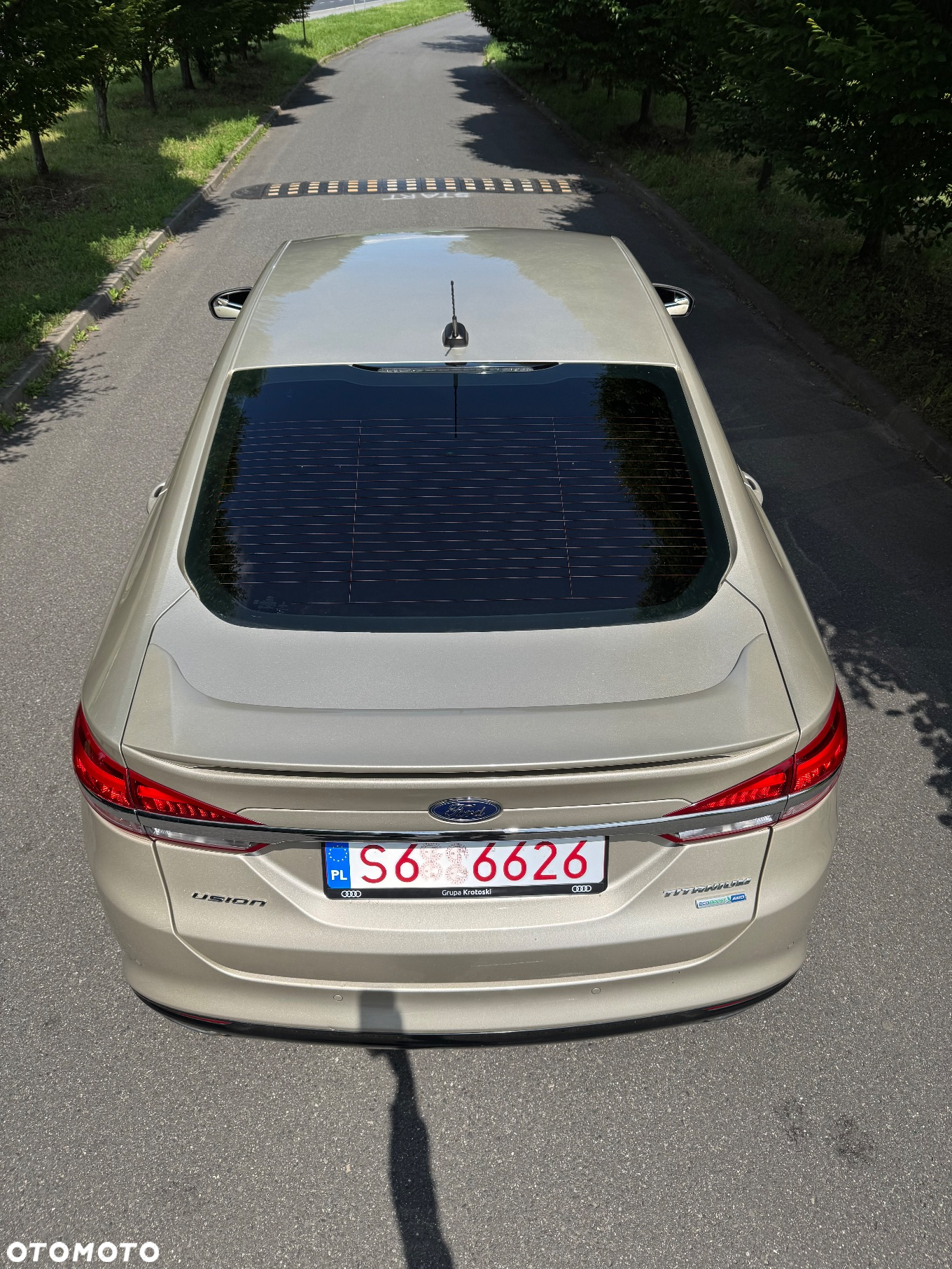 Ford Fusion 2.0 EcoBoost Titanium - 6