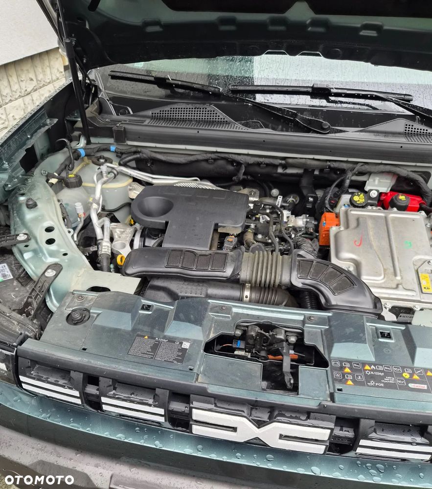 Dacia Duster 1.6 Full Hybrid 140 Journey MMT - 15