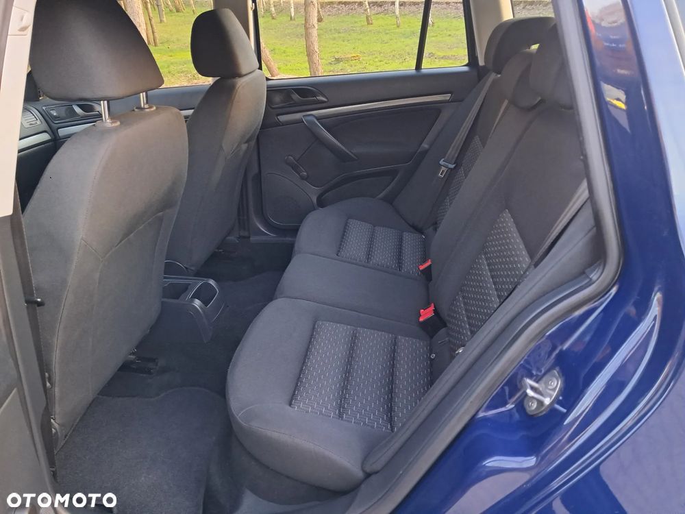 Skoda Octavia 1.6 Combi Advance - 17