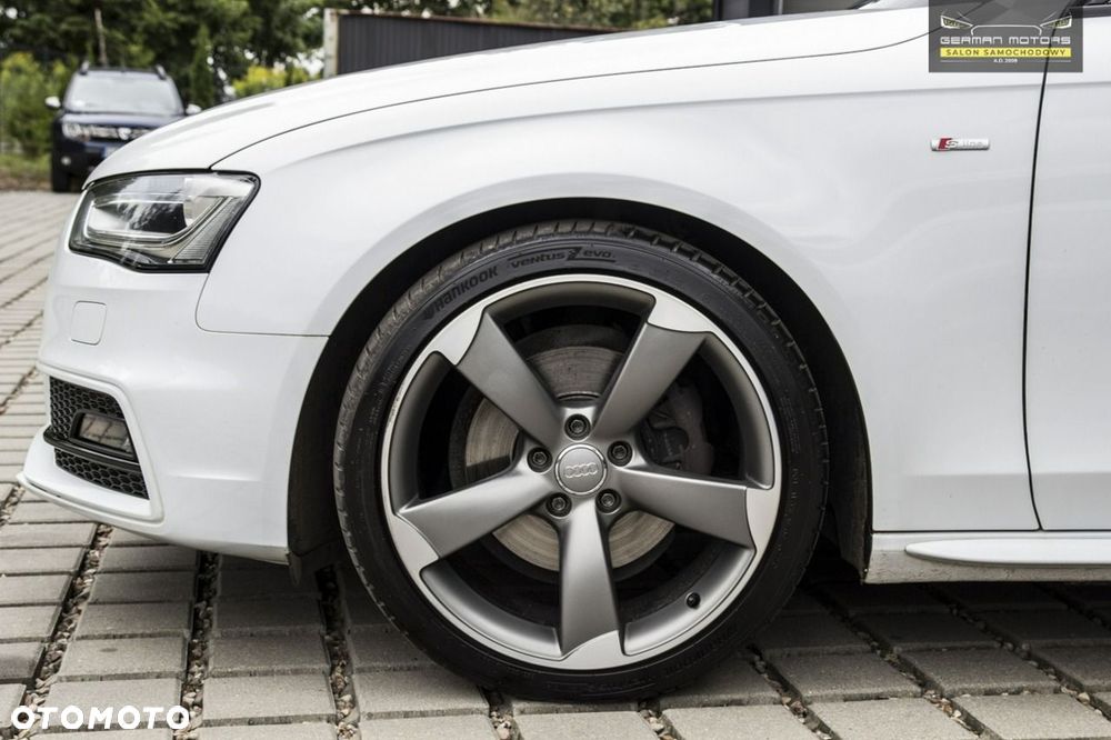Audi A4 Avant 1.8 TFSI S line Sportpaket - 15