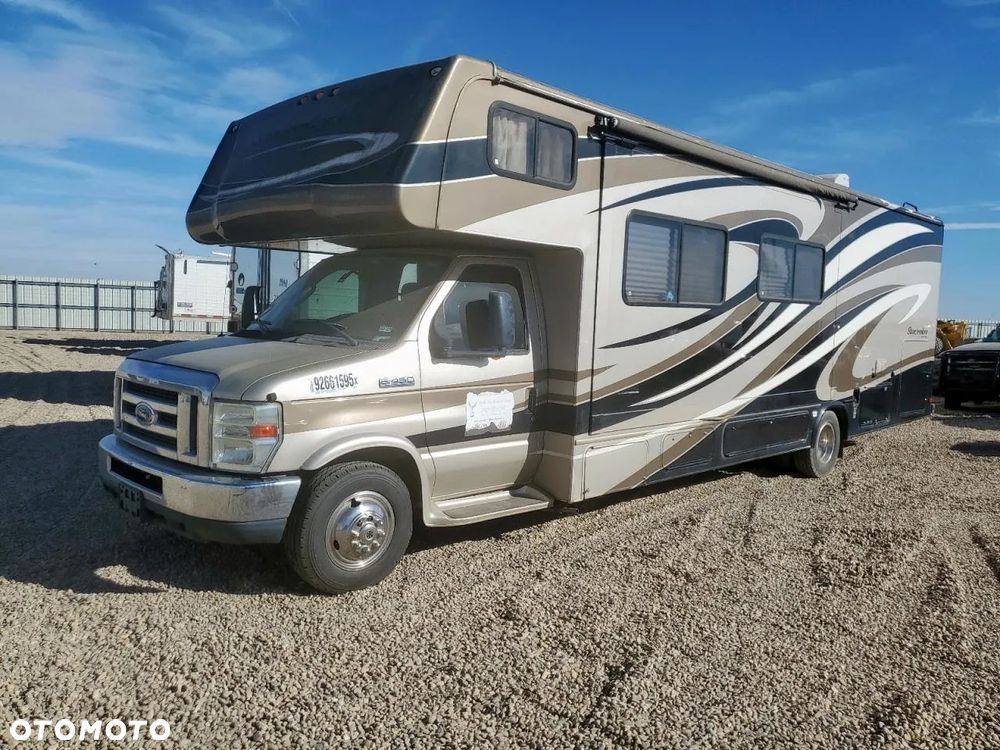 Ford Sunseeker E-450 Cutaway - 10