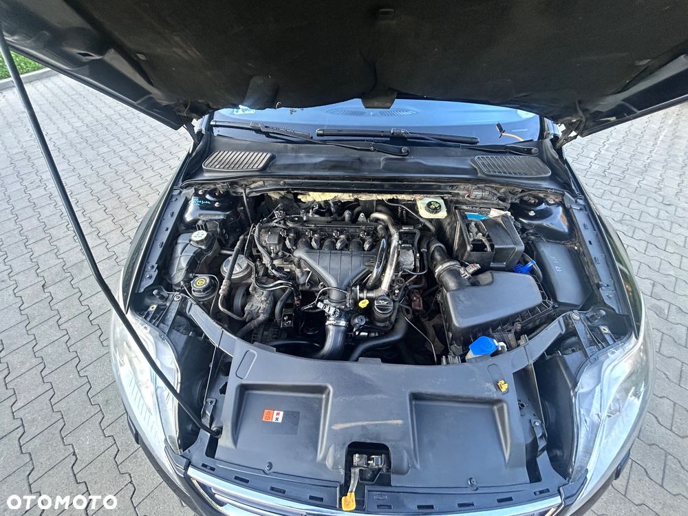 Ford Mondeo 2.0 TDCi Platinium X Plus (Titanium) - 4
