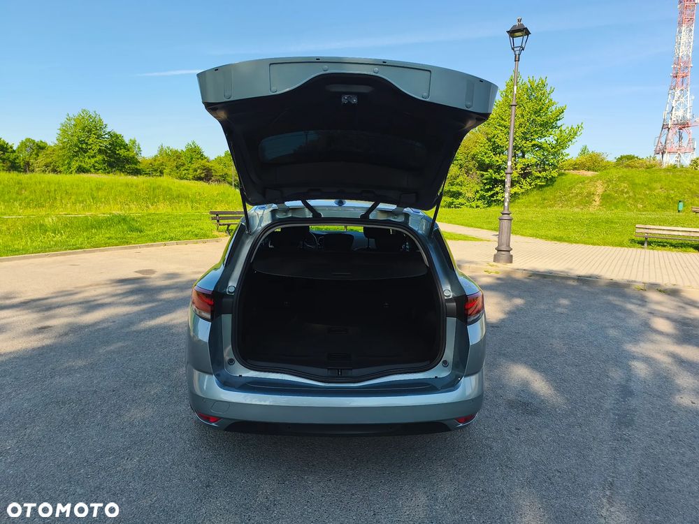 Renault Megane TCe 140 GPF EDC INTENS - 19