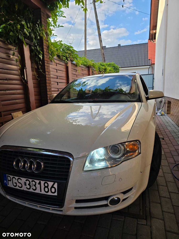 Audi A4 Limousine - 7