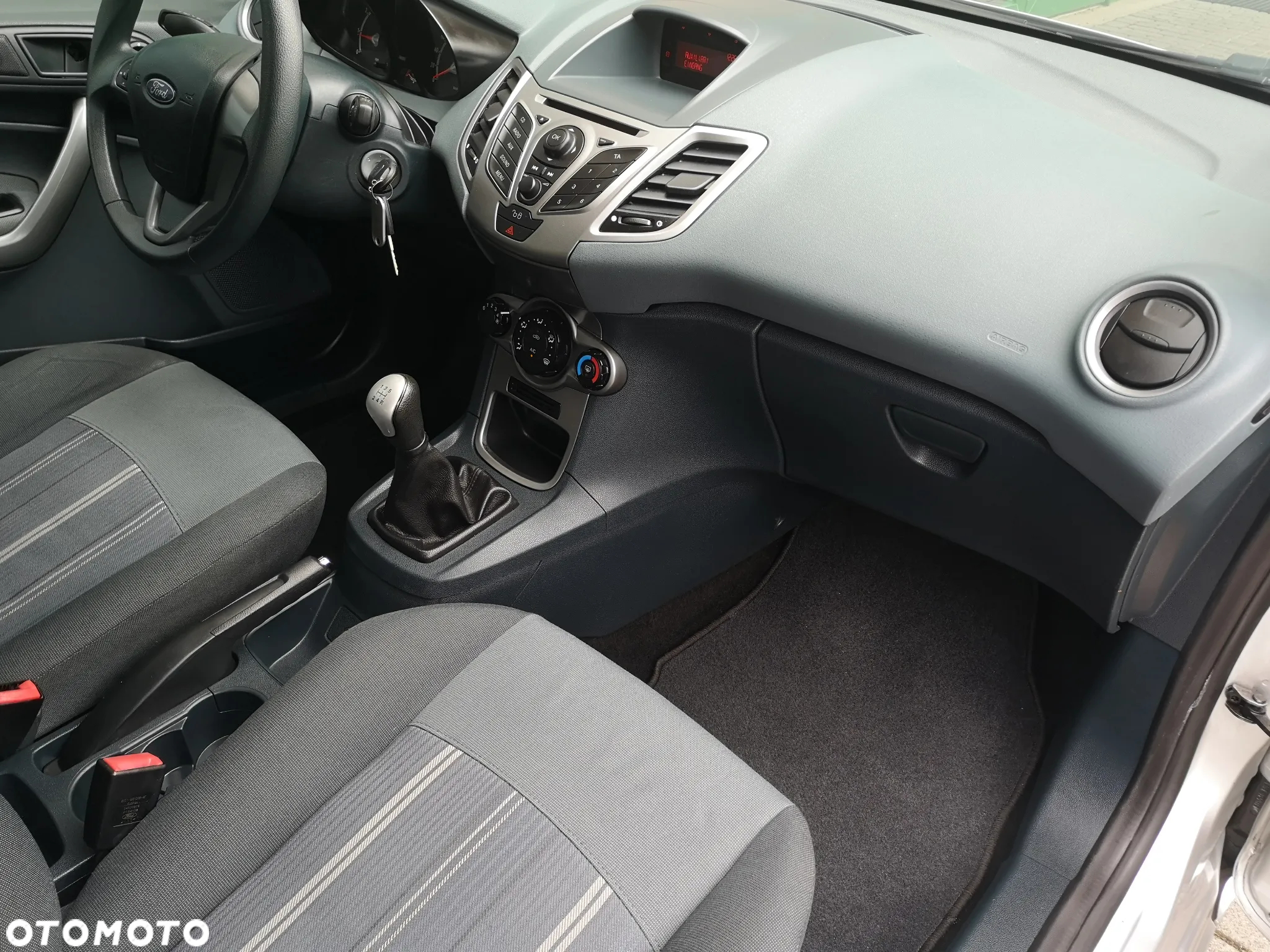 Ford Fiesta 1.25 Trend - 9