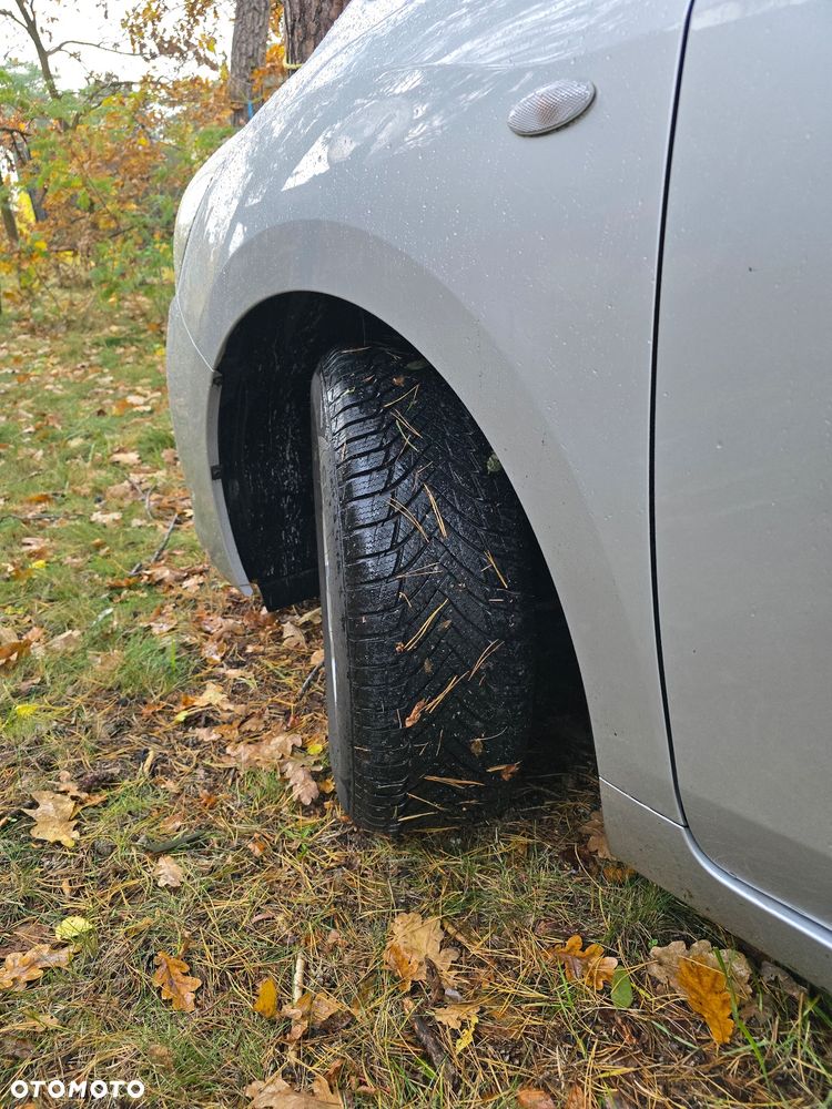 Toyota Verso 2.0 D-4D Luna 7os - 2