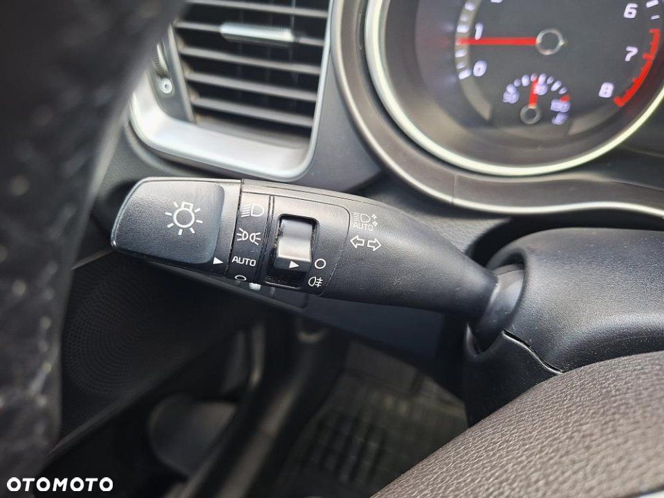 Kia Ceed - 17