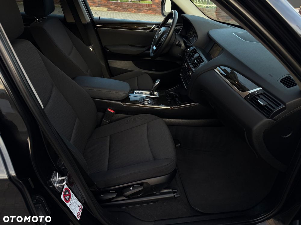 BMW X3 xDrive20d - 24