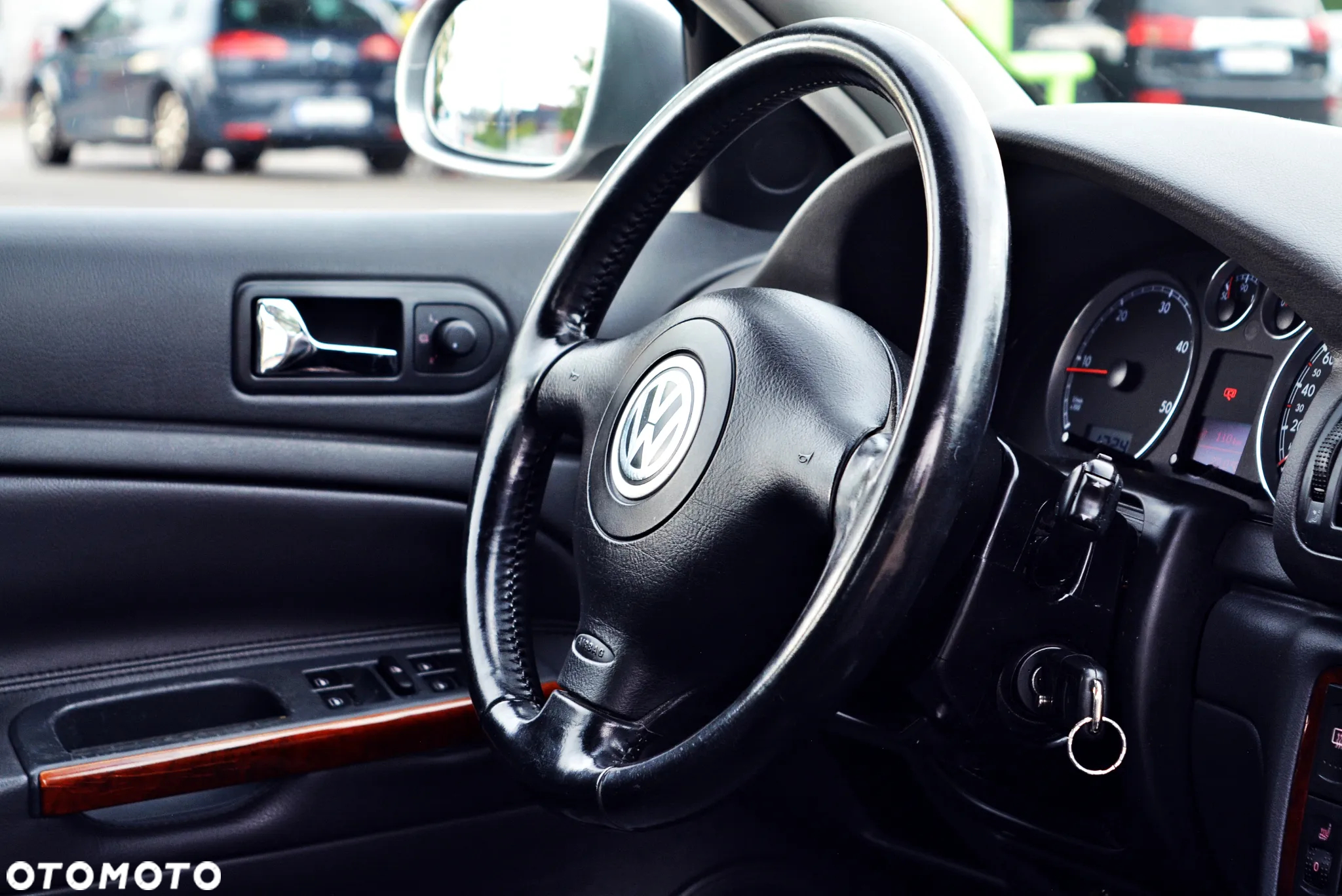 Volkswagen Passat 1.9 TDI Highline - 27