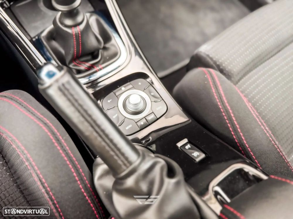 Renault Mégane Coupe 2.0 T RS - 29