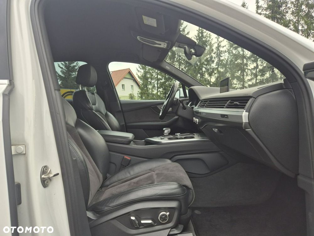 Audi Q7 3.0 TDI ultra Quattro Tiptronic - 29