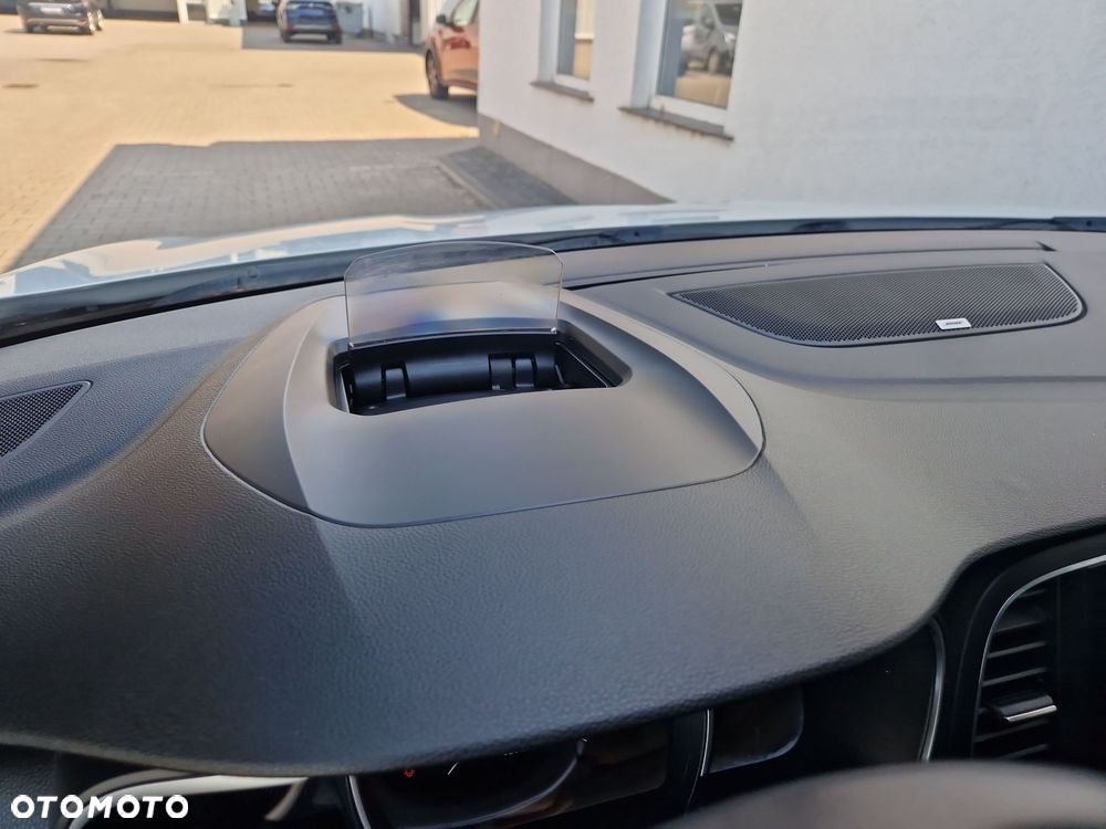 Renault Megane 1.6 dCi GT EDC - 22