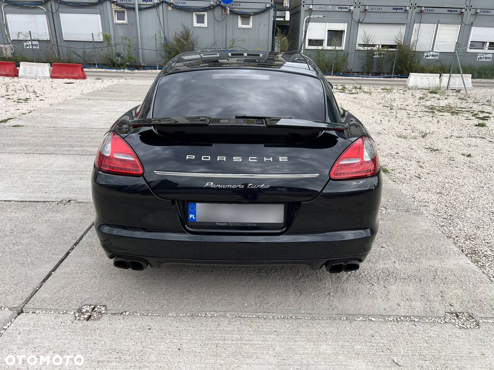 Porsche Panamera - 5
