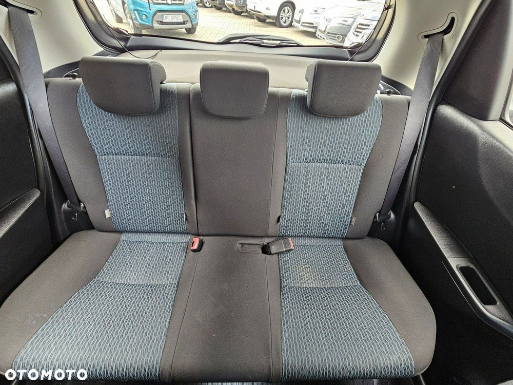 Toyota Yaris - 13
