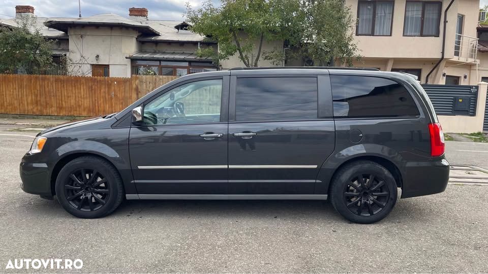 Lancia Voyager - 5