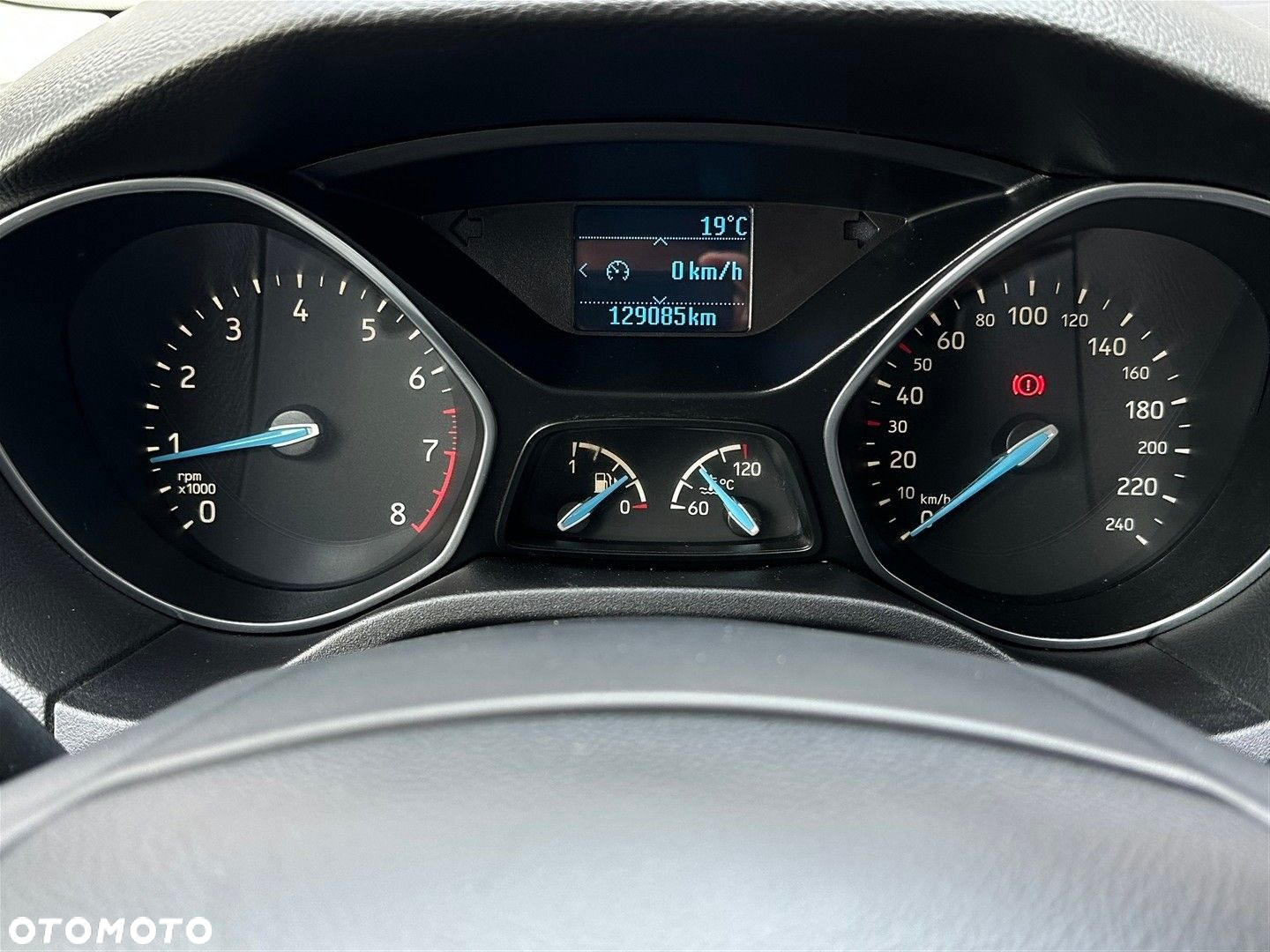 Ford Focus 1.6 Trend - 14