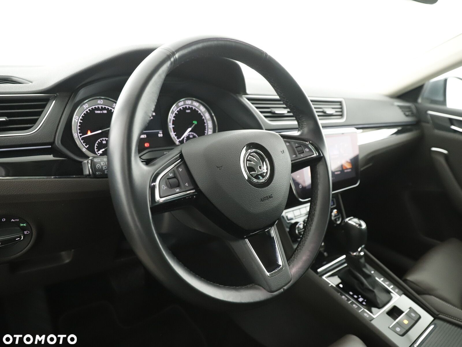 Skoda Superb - 12