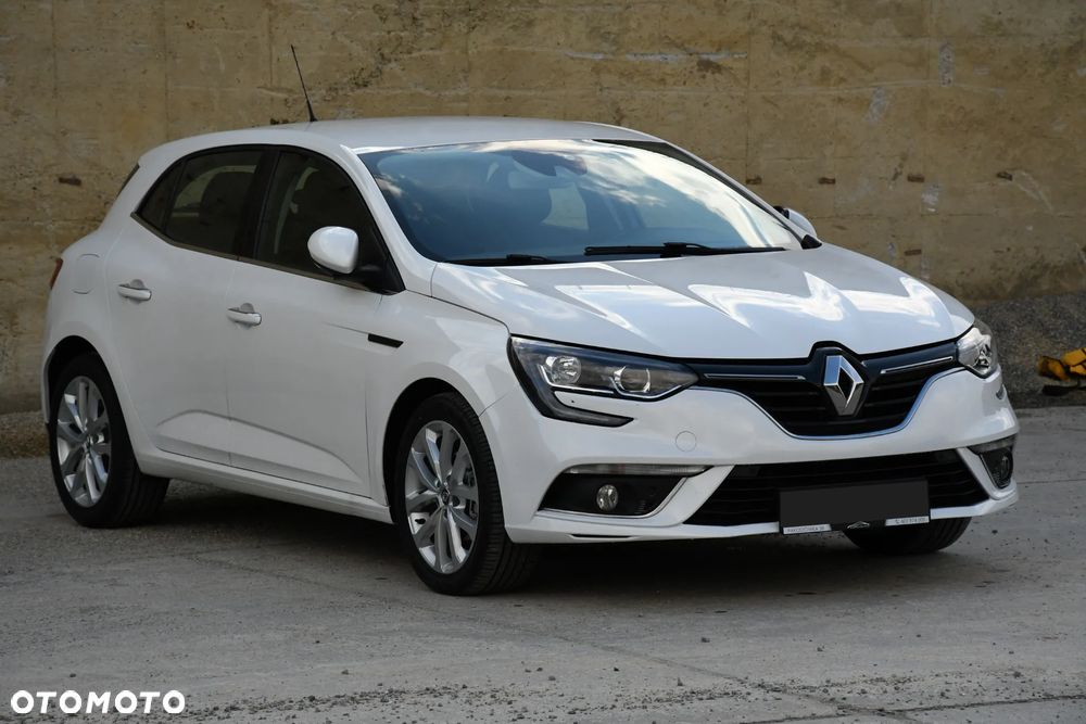 Renault Megane 1.5 Blue dCi Business - 4