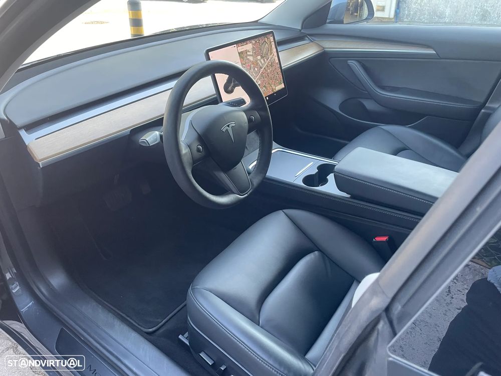 Tesla Model 3 RWD - 19