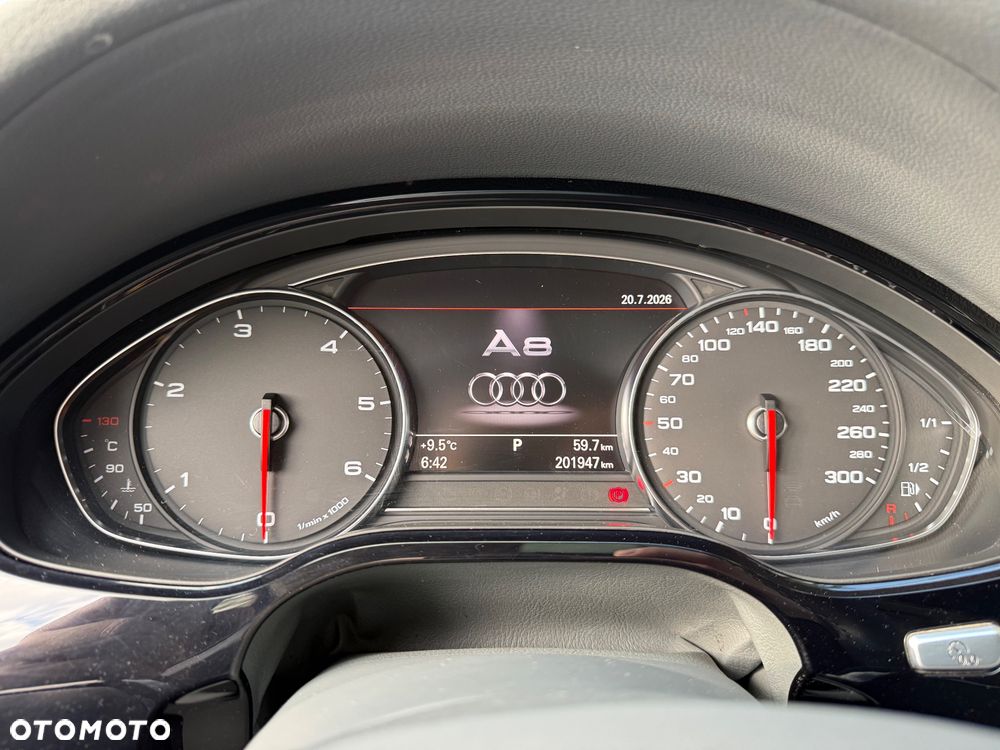 Audi A8 - 16