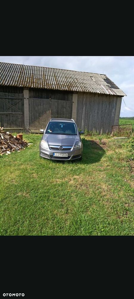 Opel Zafira - 2
