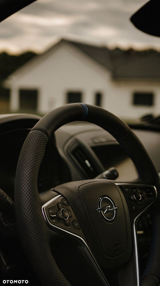 Opel Insignia - 11