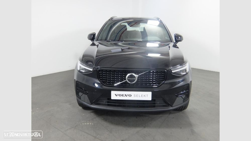 Volvo XC 40 1.5 T2 Plus Dark Auto - 2