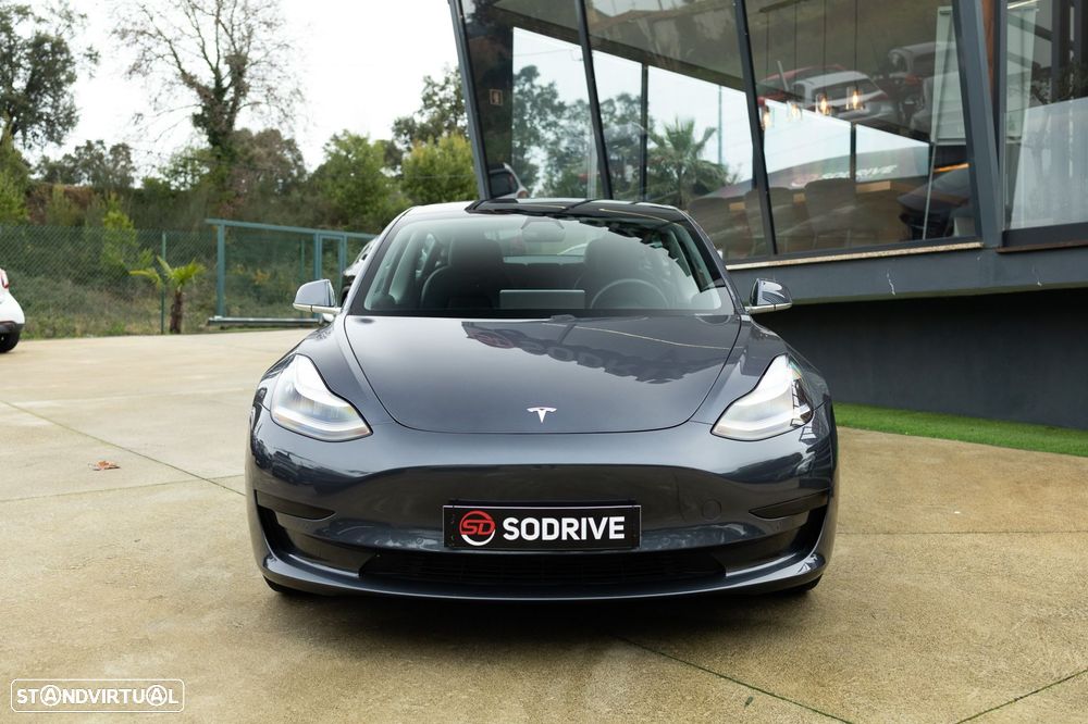 Tesla Model 3 Standard Range Plus RWD - 3