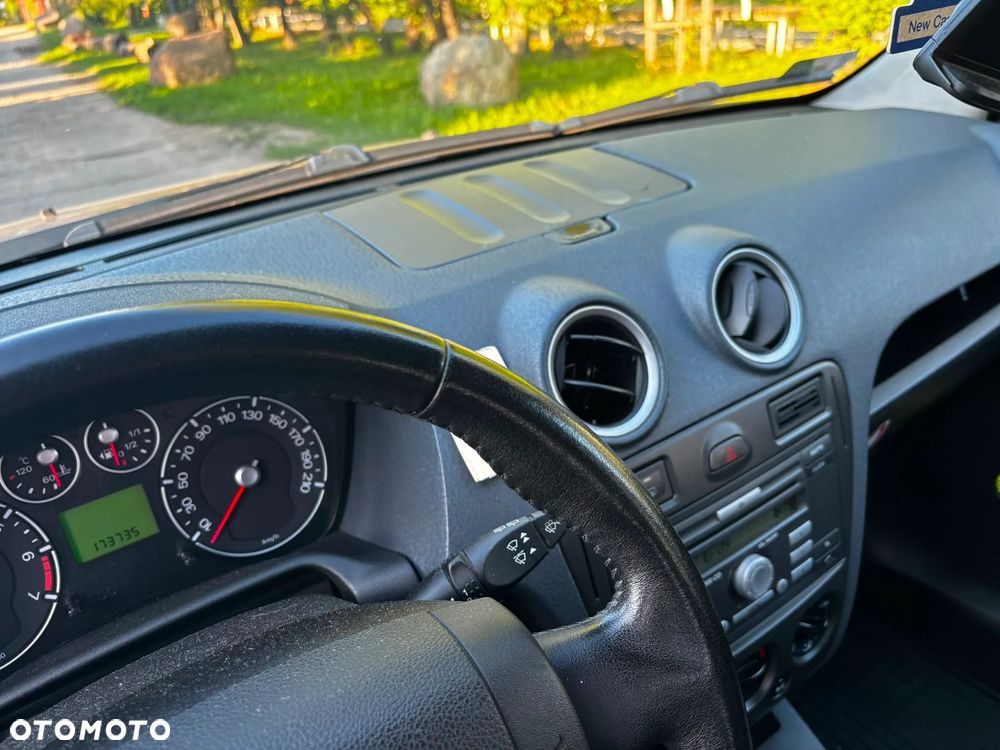 Ford Fusion 1.4 Trend - 6