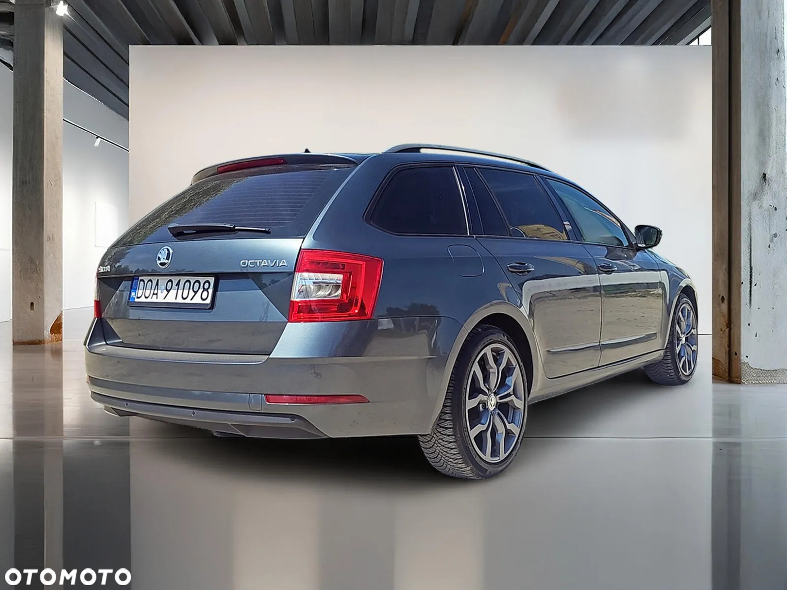 Skoda Octavia 1.6 TDI DSG Ambition - 5