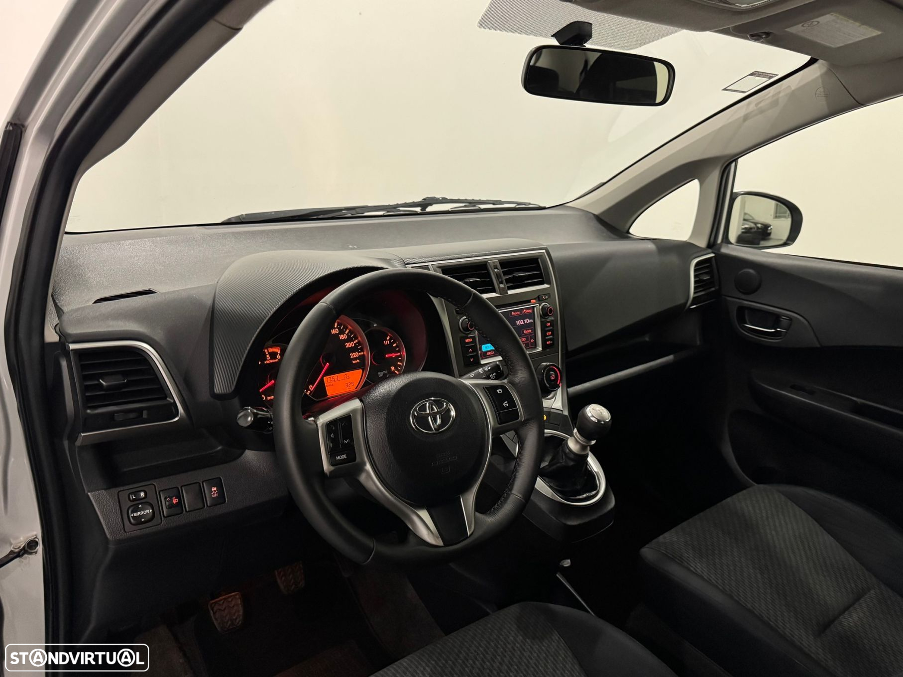Toyota Verso-S 1.4 D-4D Comfort+AC - 10
