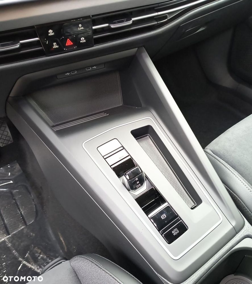 Volkswagen Golf - 15