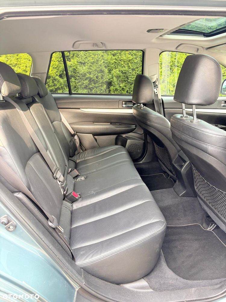 Subaru Outback - 4