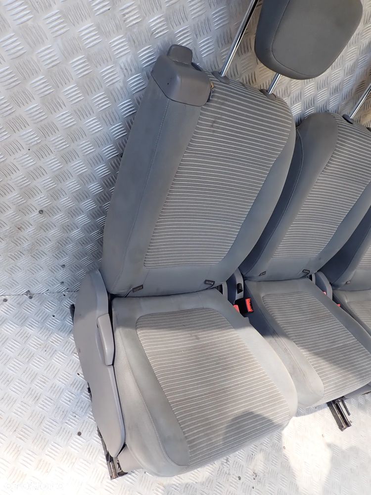 VOLKSWAGEN SHARAN 7N0 2013 ROK FOTELE 2 I 3 RZĄD MATERIAŁ ZESTAW - 9