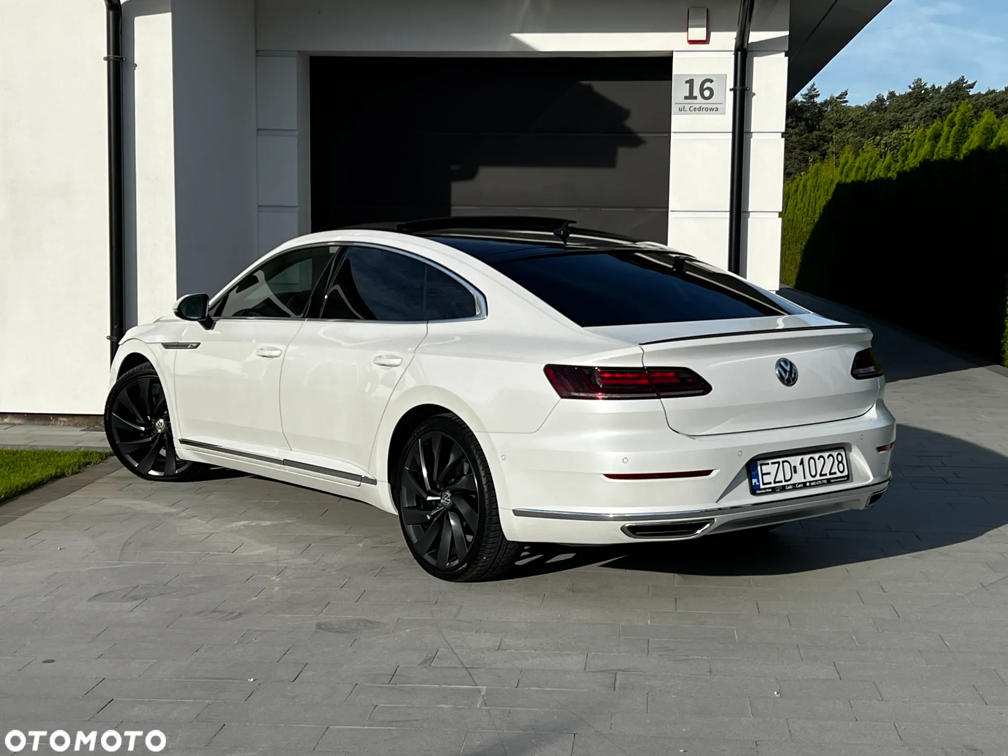 Volkswagen Arteon 2.0 TDI 4Motion SCR R-Line Edition DSG - 13