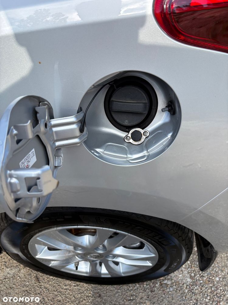 Toyota Auris 1.6 Active - 11
