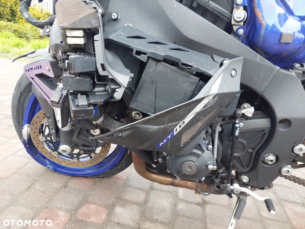 Yamaha MT - 16