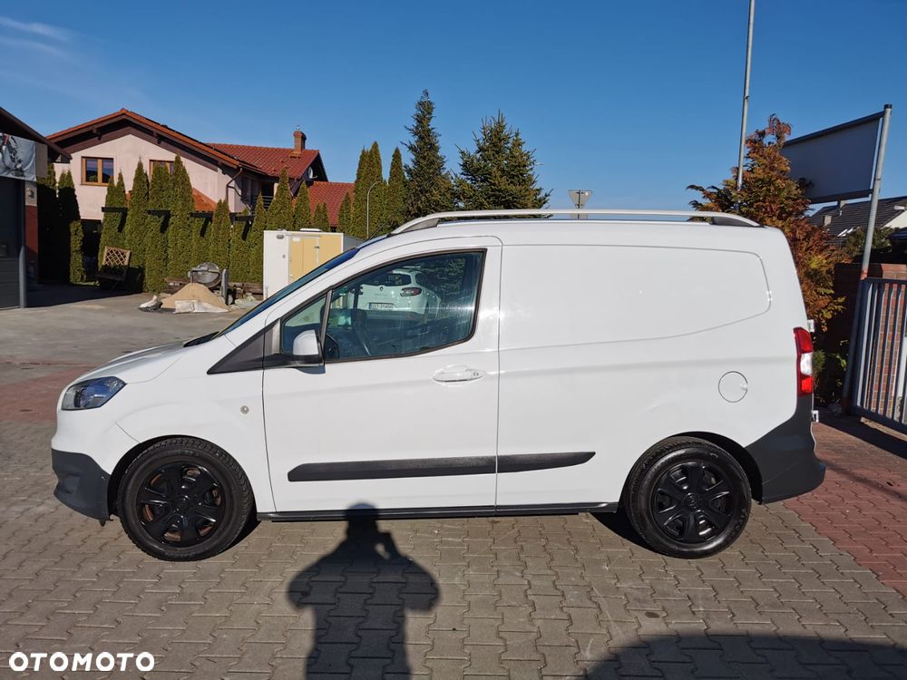 Ford Courier - 4