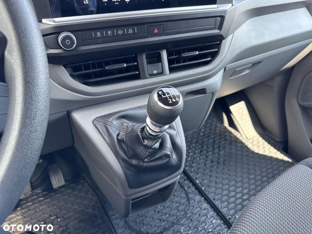Volkswagen Transporter - 16