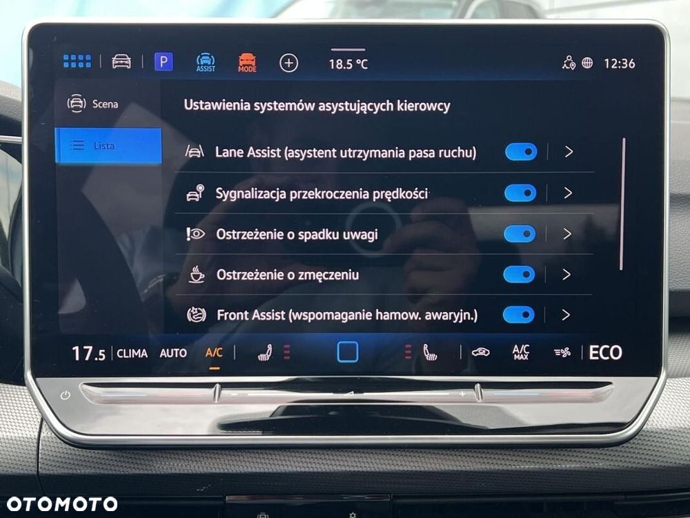 Volkswagen Golf 1.5 TSI EHybrid PHEV 150kW Style DSG - 19