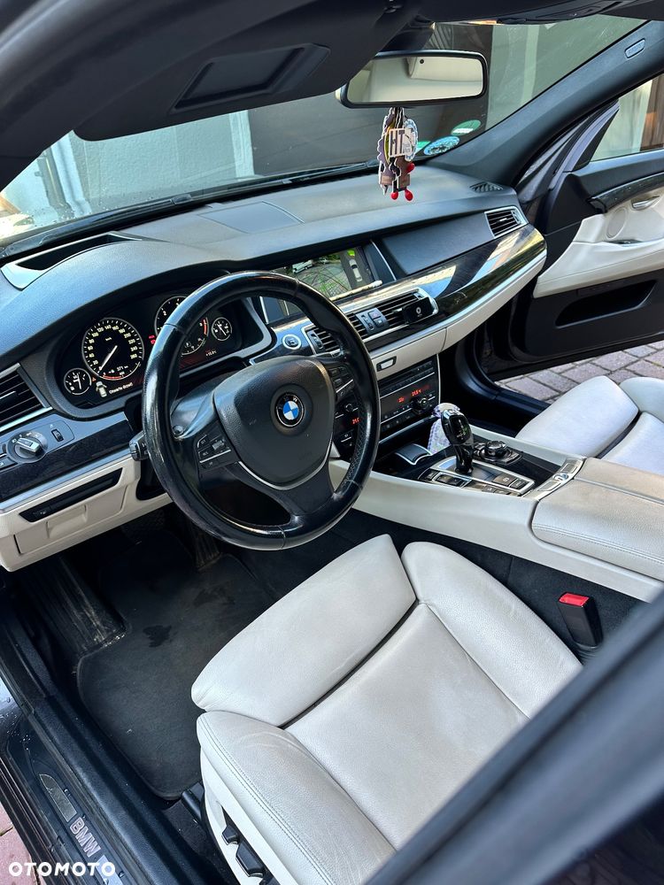 BMW 5GT - 10