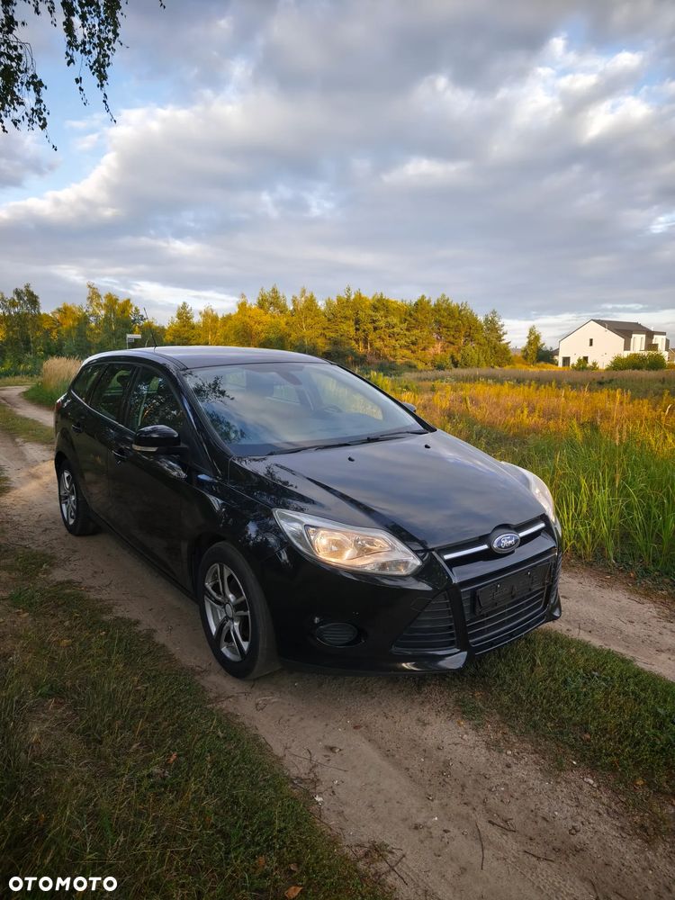 Ford Focus 1.6 TDCi ECOnetic 99g Start-Stopp-System Champions Edition - 6