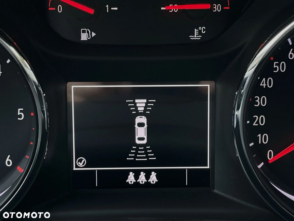 Opel Astra 1.6 D Start/Stop Dynamic - 29