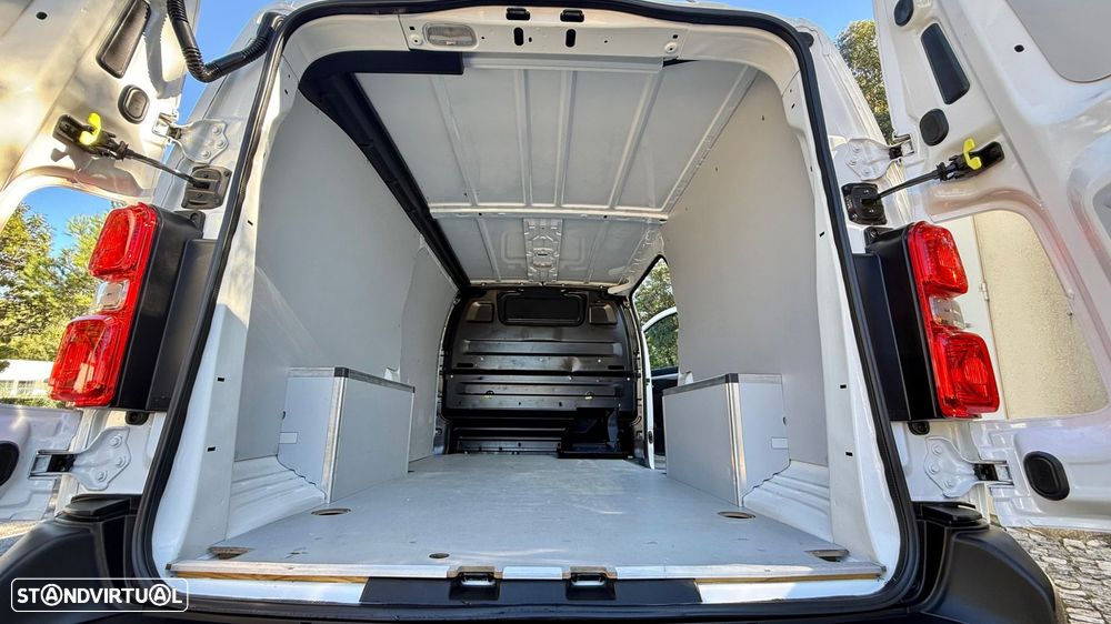 Opel Vivaro - 30