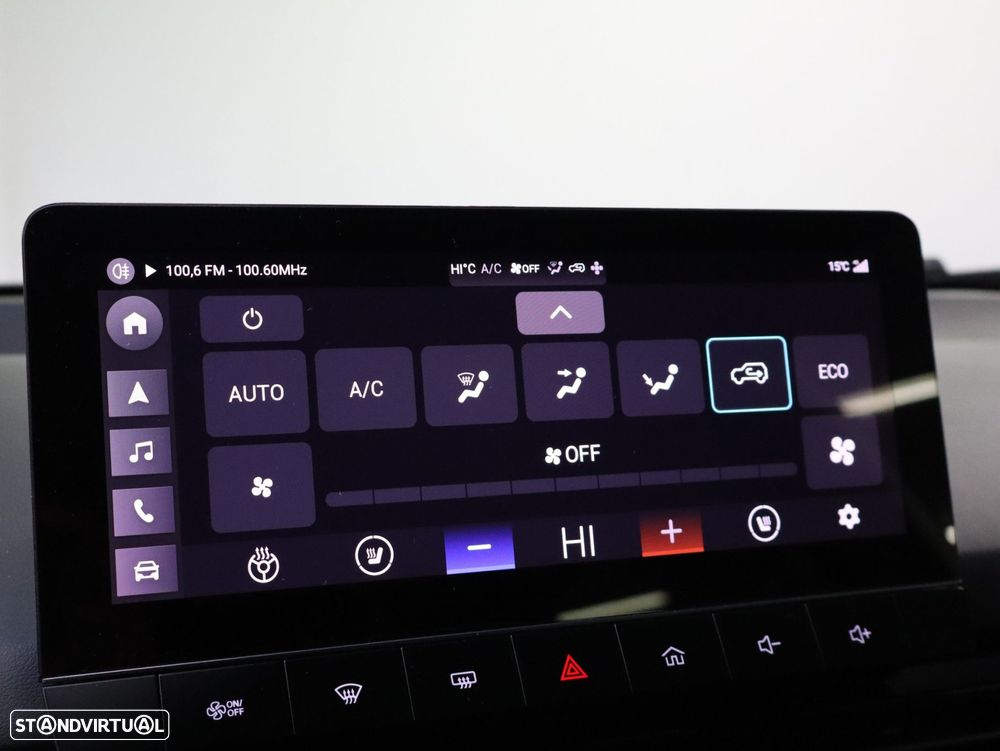 MG MG4 64 kWh Luxury - 15