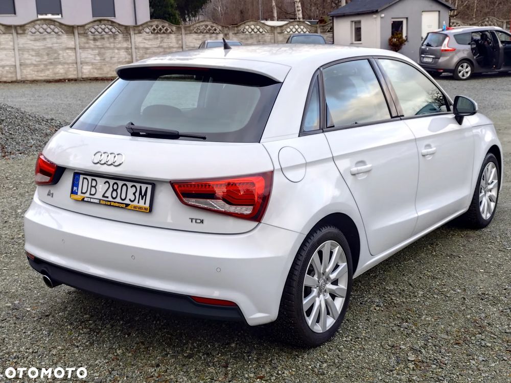 Audi A1 Sportback 1.4 TDI (ultra) - 6