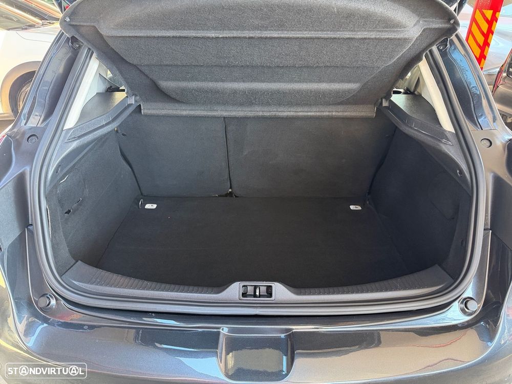 Renault Mégane 1.5 dCi Confort - 11