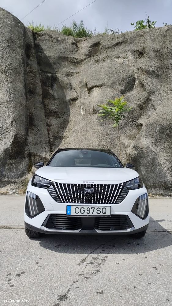 Peugeot e-2008 50 kWh GT - 3